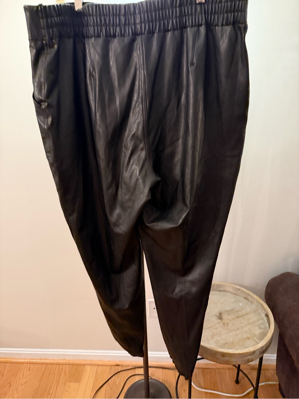 SPANX Faux Leather Jogger Pants 3X Black Plus Size High Rise Tapered - Picture 4 of 7
